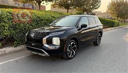 میتسوبیشی ئاوتلاندەر